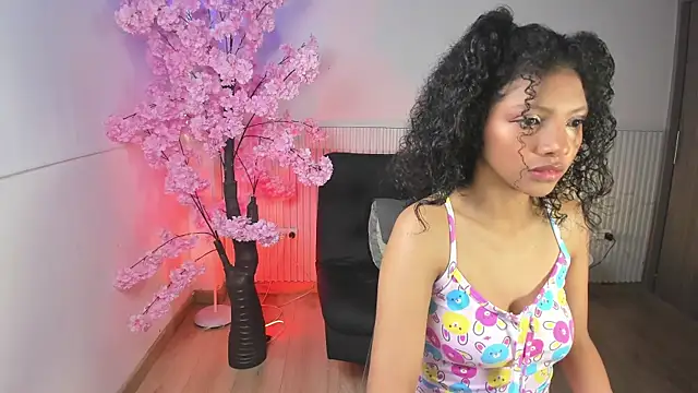 natalia blue online show from October 2, 2025, 3:41 pm