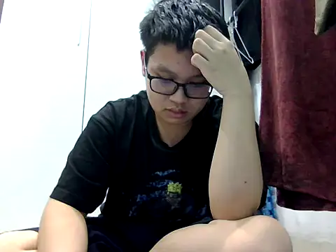 loveninja online show from April 1, 2026, 12:06 pm