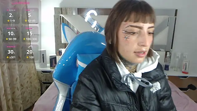 Snapshot of Gyal_8_ chatting on November 15, 2025, 3:37 am Gyal 8 online show from November 15, 2025, 3:37 am