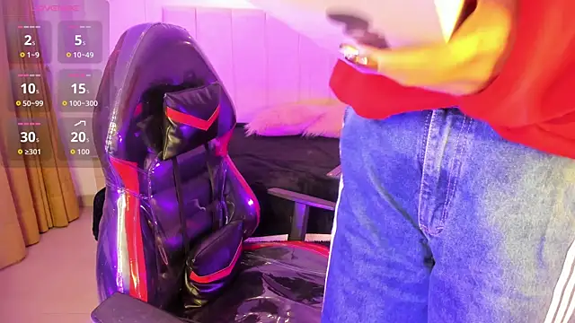 Snapshot of Gyal_8_ chatting on January 6, 2026, 3:43 am Gyal 8 online show from January 6, 2026, 3:43 am