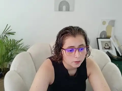 Snapshot of dirty_feelena chatting on October 15, 2025, 5:02 pm dirty feelena online show from October 15, 2025, 5:02 pm