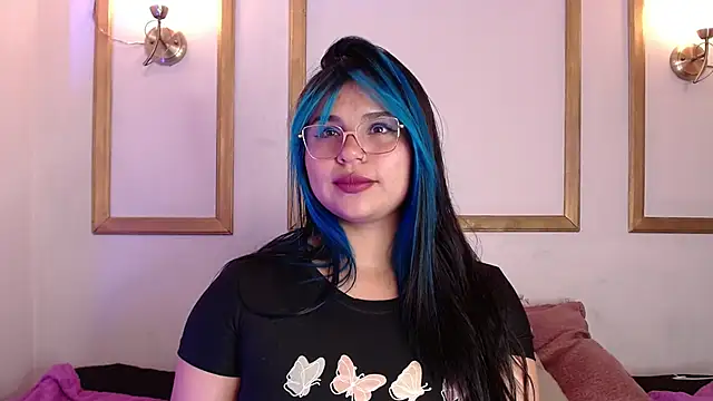 Snapshot of Nairovy_ chatting on October 14, 2025, 3:40 am Nairovy online show from October 14, 2025, 3:40 am