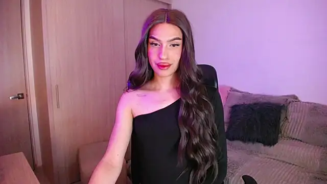 SamaraSilex online show from October 22, 2025, 2:34 am