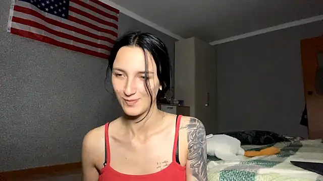 TifanyRawi online show from September 27, 2025, 10:04 pm