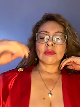 Nahomy th online show from September 24, 2025, 2:20 pm