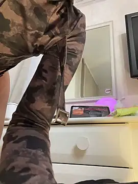 Snapshot of Lissa_kis chatting on October 30, 2025, 5:02 pm Lissa kis online show from October 30, 2025, 5:02 pm