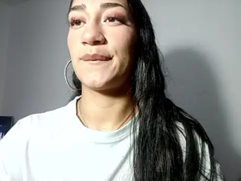 Miia  strog online show from October 12, 2025, 3:22 pm