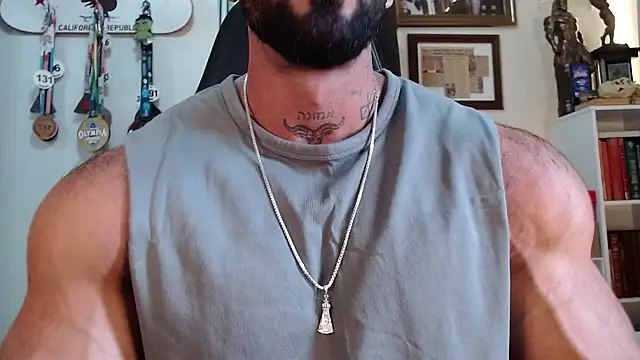 henryhadesflirt online show from March 5, 2026, 7:10 pm