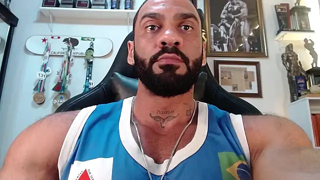 henryhadesflirt online show from March 31, 2026, 12:56 am