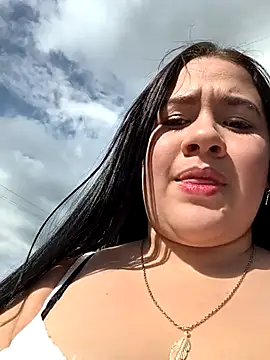 Cloe 27 online show from September 29, 2025, 8:35 pm