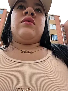 Cloe 27 online show from October 28, 2025, 7:38 pm