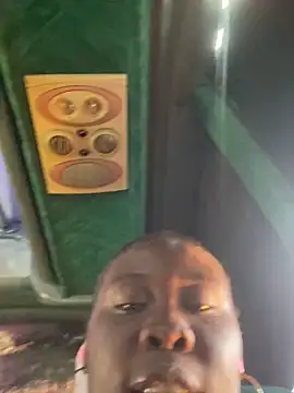 Snapshot of CarolinaGomez_ chatting on February 28, 2026, 4:41 pm CarolinaGomez online show from February 28, 2026, 4:41 pm