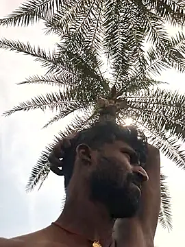 kkshan0923 online show from April 1, 2026, 5:52 am