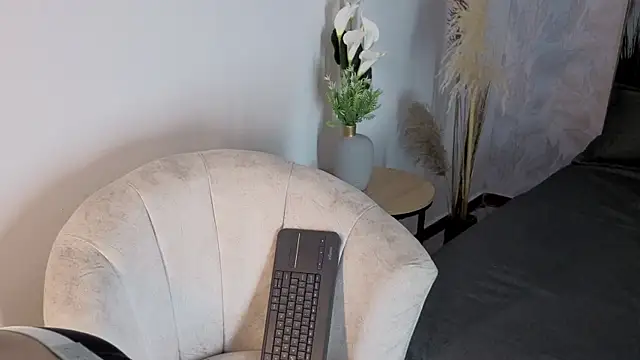 sarita princess7 online show from December 15, 2025, 8:13 pm