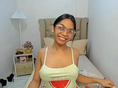 Snapshot of athinawilliams chatting on November 28, 2025, 2:03 am athinawilliams online show from November 28, 2025, 2:03 am