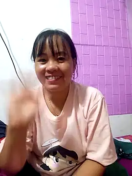 cunconcute online show from September 23, 2025, 6:33 pm