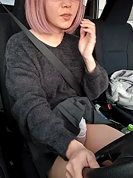 takusaki223 online show from February 1, 2026, 5:50 am