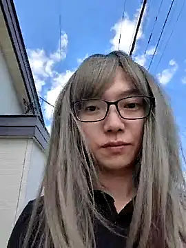 takusaki223 online show from April 19, 2026, 3:17 am