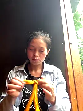 Halyy xx online show from September 26, 2025, 1:20 am