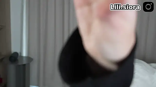 Peachxlush online show from February 18, 2026, 2:02 pm