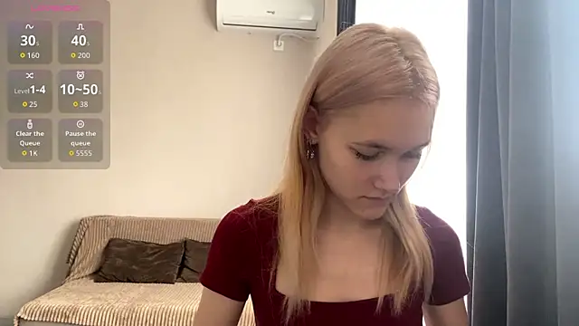 Snapshot of TwinedPeril chatting on October 28, 2025, 7:12 am TwinedPeril online show from October 28, 2025, 7:12 am