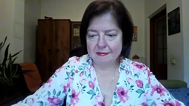 Violet Pulse online show from November 1, 2025, 12:40 pm