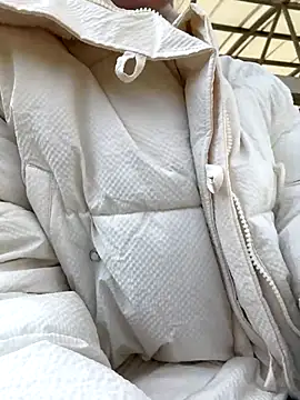 RonnieKiss online show from October 2, 2025, 4:08 am