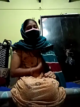 Cute-Charvii online show from January 15, 2026, 2:49 am