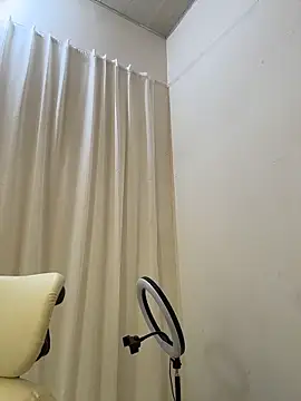 AZ37866 online show from April 27, 2026, 3:59 am