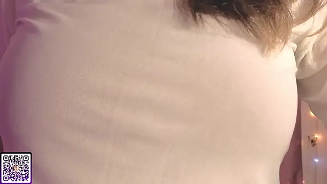 DaliaRadtke online show from April 9, 2026, 7:19 pm