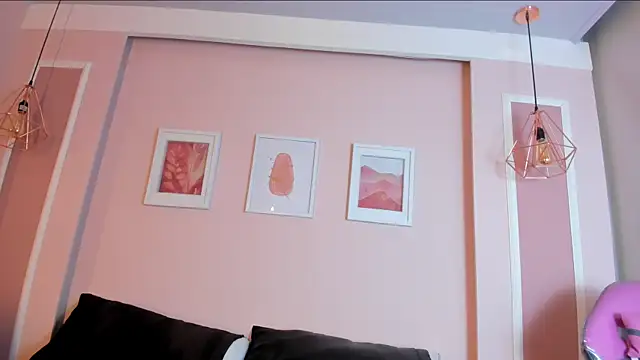 Sarah Reidd online show from October 17, 2025, 12:19 pm