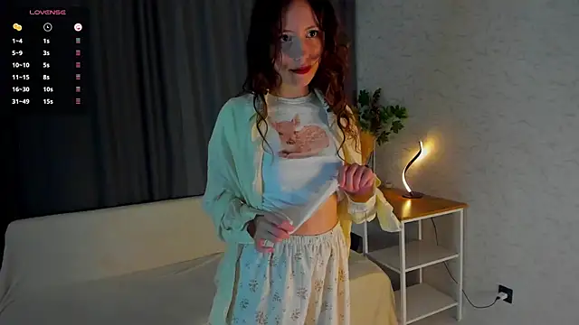 DelilahConsalvo online show from October 1, 2025, 6:14 pm