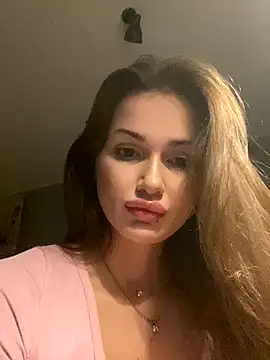 SoShyEmmyyy online show from September 20, 2025, 7:59 pm