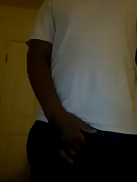 Snapshot of girlwatt chatting on November 7, 2025, 2:55 am girlwatt online show from November 7, 2025, 2:55 am