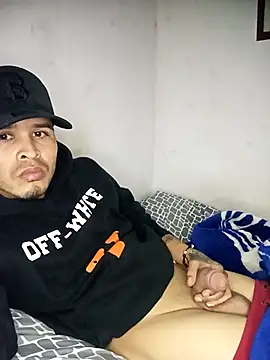 curvahot online show from October 25, 2025, 1:57 am