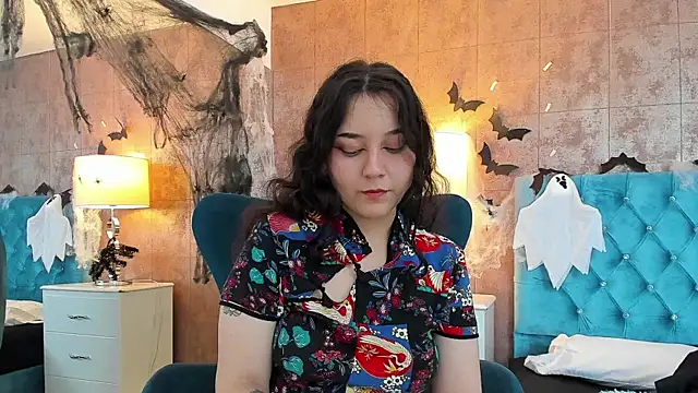 ChloeNoire online show from October 15, 2025, 4:12 am