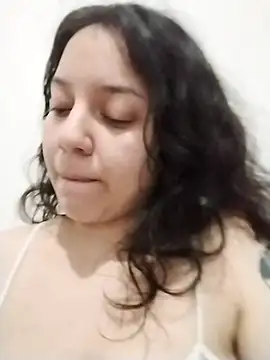 ChloeNoire online show from November 5, 2025, 3:06 am