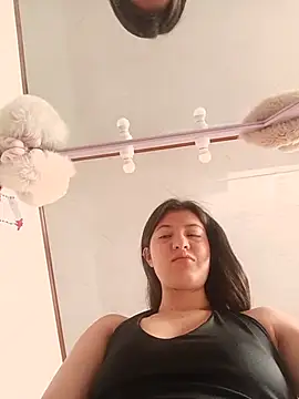Snapshot of SALOME-28_ chatting on July 15, 2026, 3:39 pm SALOME-28 online show from July 15, 2026, 3:39 pm
