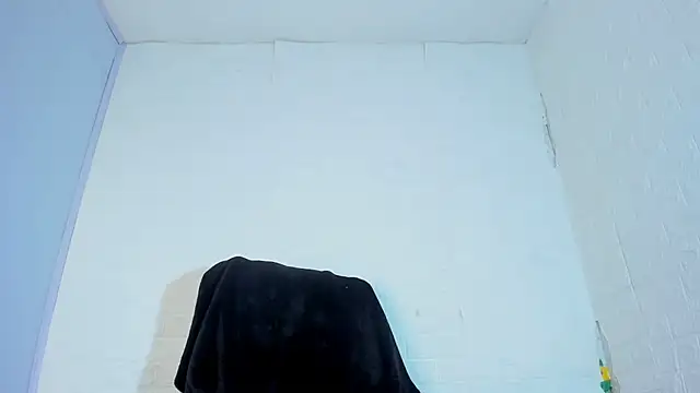 Marian Cristal online show from December 19, 2025, 1:56 am