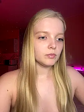 LADYLOVE O online show from September 19, 2025, 9:37 pm