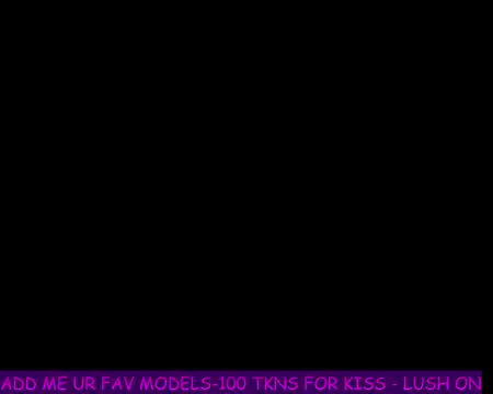 Snapshot of LITTLEKITTY19 chatting on May 13, 2026, 12:35 pm LITTLEKITTY19 online show from May 13, 2026, 12:35 pm