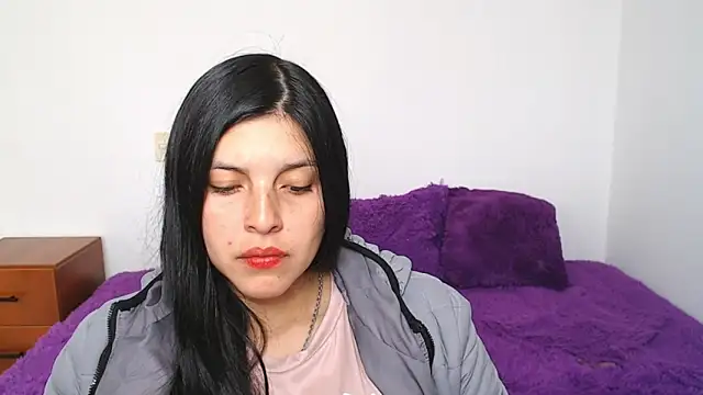 brendasantos 77 online show from September 22, 2025, 2:41 pm
