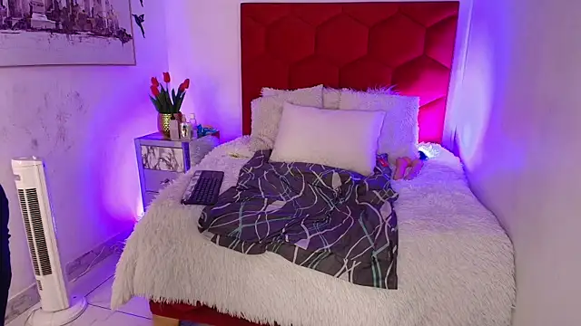 EvaGoddess  online show from November 30, 2025, 3:05 pm