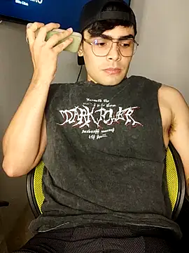 Mason grey online show from October 5, 2025, 11:57 pm