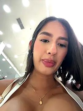 Julieta Duque online show from December 20, 2025, 5:42 pm