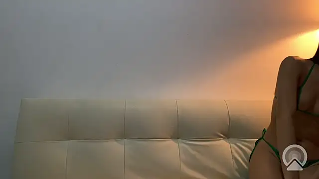 Playbunnyss online show from June 4, 2026, 5:02 am