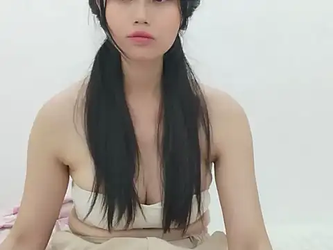 Snapshot of Loveyou202 chatting on October 16, 2025, 8:26 am Loveyou202 online show from October 16, 2025, 8:26 am