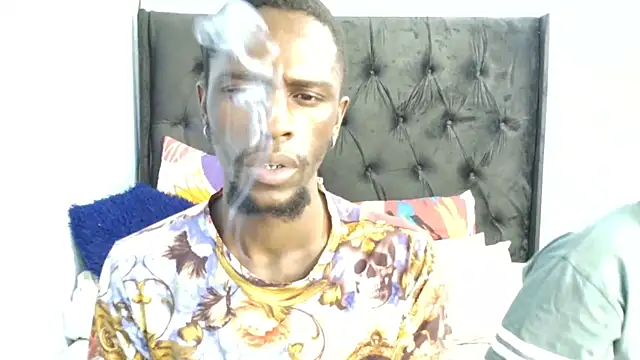 Snapshot of Dandelion_enigman chatting on November 1, 2025, 10:17 am Dandelion enigman online show from November 1, 2025, 10:17 am