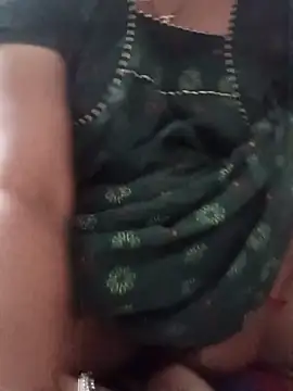 TeluguCuplehyd online show from April 17, 2026, 4:04 am