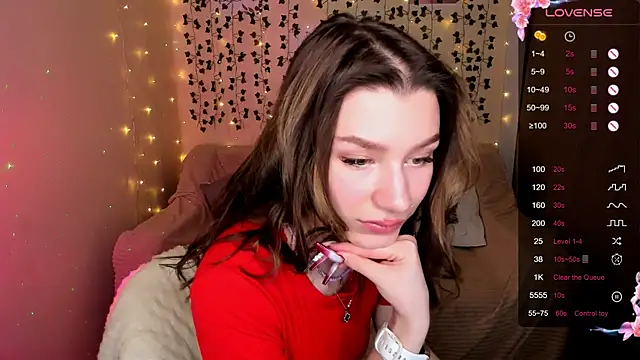 LinaBlossom  online show from November 20, 2025, 8:25 am